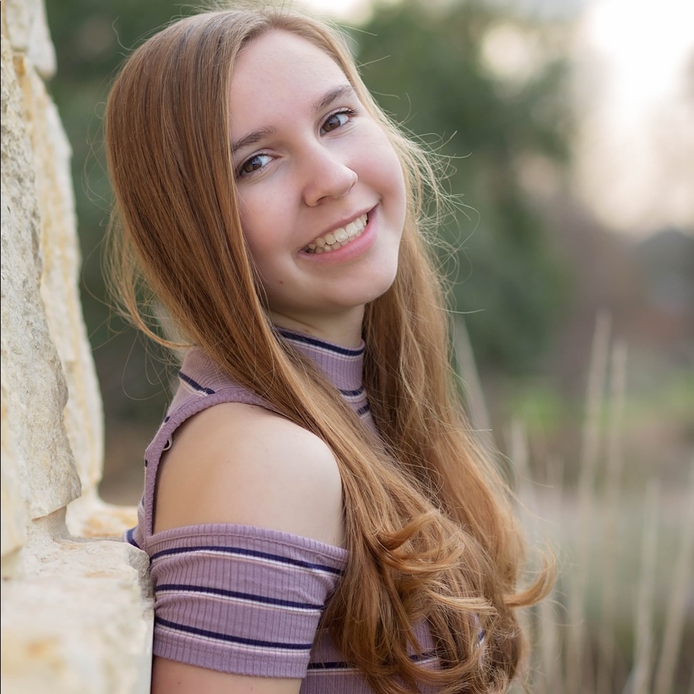 Meet your Posher, Rebecca